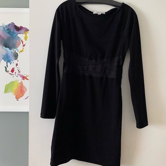 Elizabeth and James long sleeve black dress - Picture 3 of 7